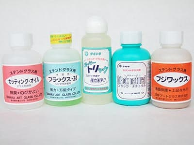 ステンドグラス材料の薬品