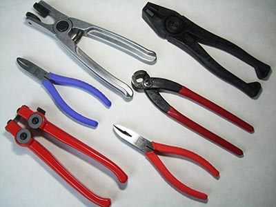 plier
